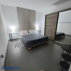 Julia's Residence - Image 3