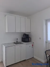 Bradstone Lodge - Image 4