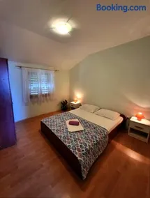 Holiday home Prvic Sepurine - Image 2