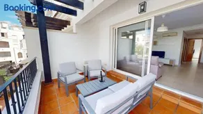 Appartement de vacances adapté aux familles avec piscine, jardin et terrasse - Image 3