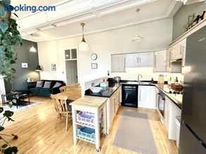 1 The Cairn Kilmartin - Beautiful Victorian Flat, Pet Friendly - Image 3