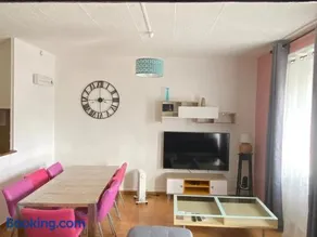 Appartement spacieux à Lézignan-Corbières de 75 m² - Image 2