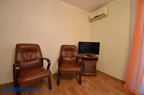Apartment on Navarynska - Image 5
