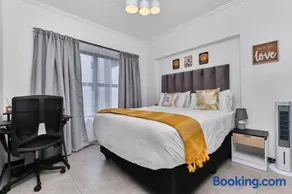 Chanty Serenity- fourways, gym, Pool &Backup power - Image 3