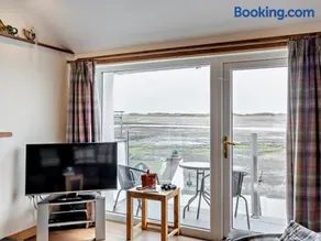2 Bed in Ravenglass SZ409 - Image 2