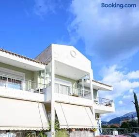 Christina´s Beachside Apartment - Image 2