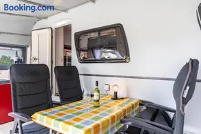 Comfort Wohnwagen max 2 Erw u 2 Kd - Image 3