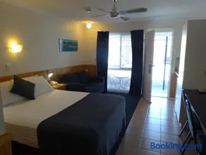 Twin Towns Motel - Image 3