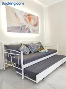 Emorfia's Apartments - Image 2
