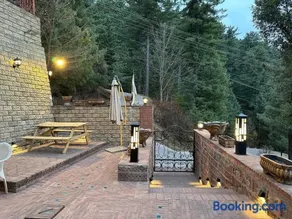 Sarah's Lodge - Image 5