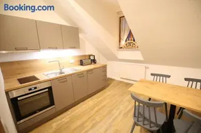 Aparthotel Deutscher Kaiser Ferienwohnungen - Image 5