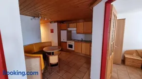 Villa Theresa Apartments - Image 1