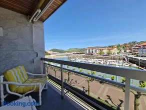 VISTAS MAR Y PUERTO Plentzia - 200m2 y Parking - Image 1
