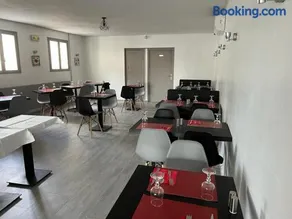 HÔTEL RESTAURANT LE PICARDIE - Image 4