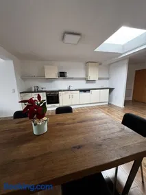 Frisch sanierte und große helle Wohnung in Löhne - Image 3