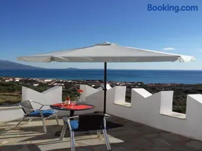 Kastro Villas - Image 2