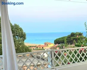 Lentiscu Seaview Holiday Home Solanas - Image 1