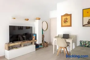 South Side Paradise - Image 3