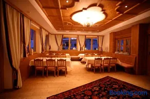 Noldis Hotel - Image 5