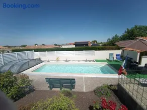 Le Studio - Image 1
