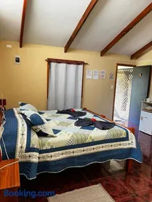 Camping Hostal Tipanie Moana Aeropuerto Centro - Image 5