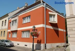 Buda Castle Apartments - Image 5