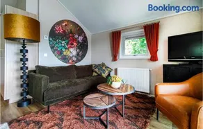 Chalet 49 - Image 2