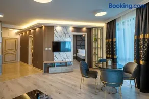 Santa Maria Luxury Suits - Image 3