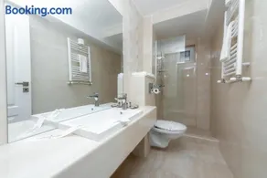 Casa Budulan - Image 2