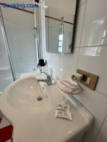 D'Aversa Rooms - Image 2