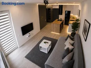 Miko Apartment 1 - Image 3