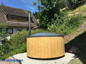 Ferienhaus Kleine Kinzig: Idyllisch | Sauna | Hot Tub | Kamin - Image 2