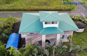 Coconut Palms Vacation Rental near lava fields and beaches - Image 2