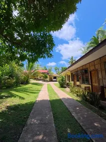Xylla Guesthouse - Image 5