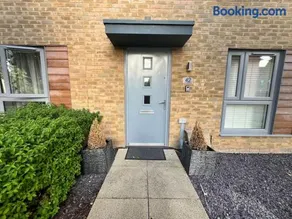 House - Sleeps 4 - Garden - Parking - Image 4