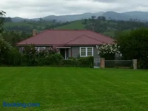"Mansfield" Cottage Barrington - Quality Holidays for over 25 Years - Image 3