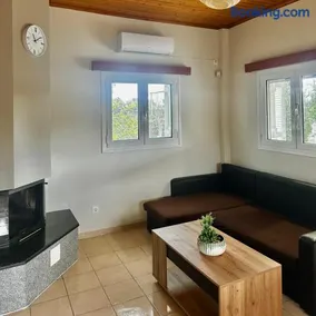 V Apartments - Image 3