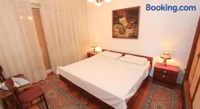 House Paulina 1214 - Image 3