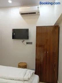 Hotel Metro Link - Image 1