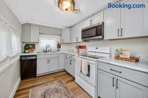 Prime Ames Location 2BR 1BA Near ISU - Image 2