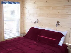 Russian River Camping Resort Cottage 9 - Image 4