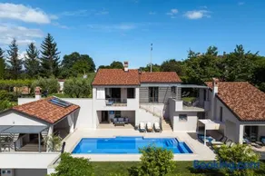 Villa Rotonda by Briskva - Image 1
