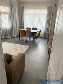 AdaSuites Spacious Family Apartment with Balcony 120 m2 - Image 5
