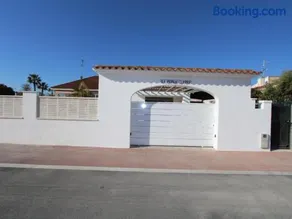 Casa con Piscina Privada Cerca del Mar, Mascotas Bienvenidas, WiFi Gratis, Playa para Perros - ES-184-39 - Image 4