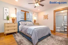 3BR Bristol Retreat - 2 Blocks from State Street - Image 5