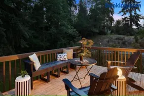 Spacious Main Street Retreat for families and large groups - Image 3