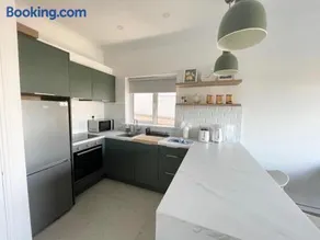 Stylish City Retreat - sleeps 6 - Image 1
