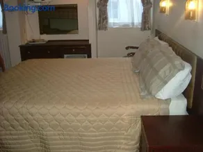 Thalatta Guest House - Image 3