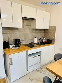 Lion Apartment - Image 3