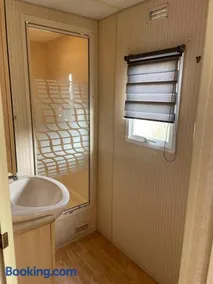 Mobile Home - Image 4
